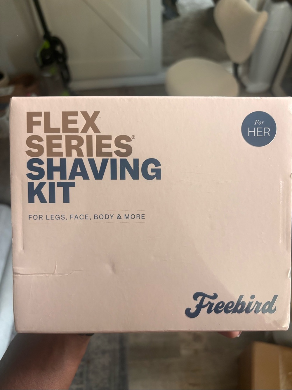 freebird Flex Series Shaving Kit — Light Pink and Blue Accents